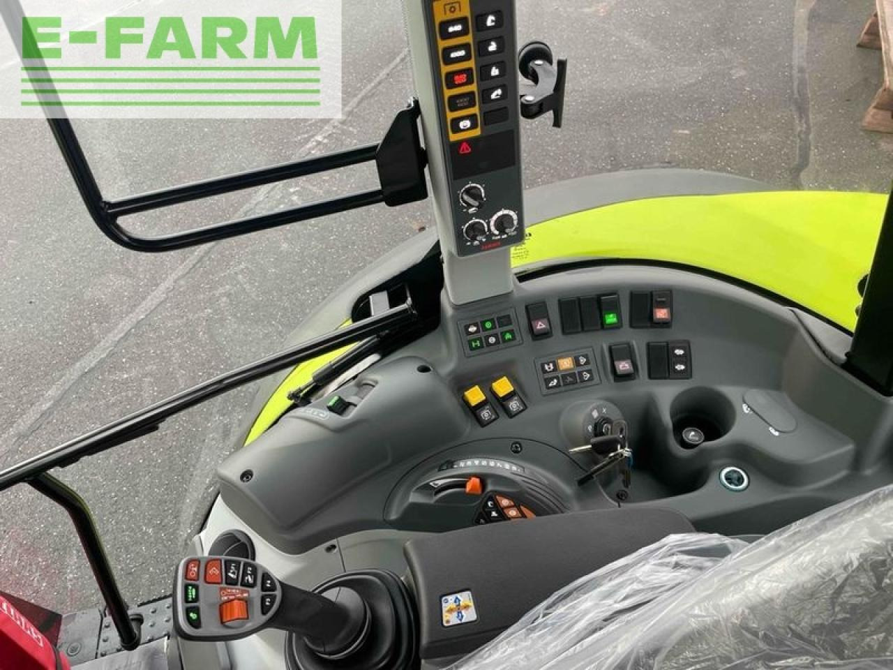 Tractor CLAAS arion 470