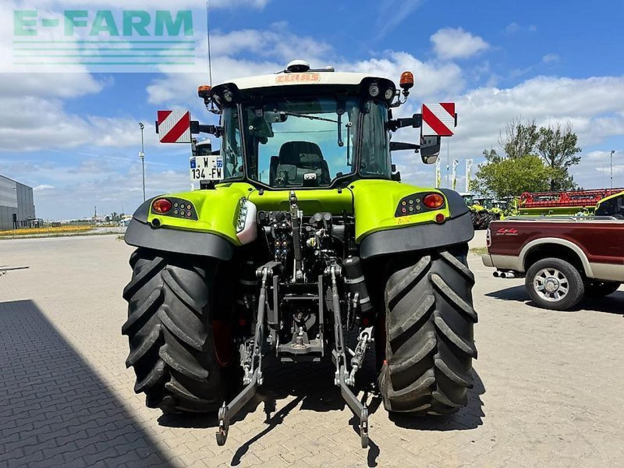 Tractor CLAAS arion 470