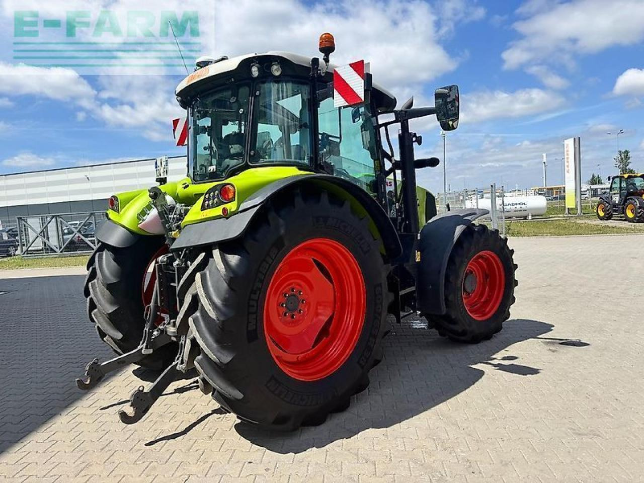 Tractor CLAAS arion 470