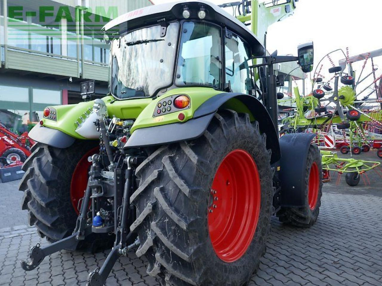 Tractor CLAAS arion 470 cis