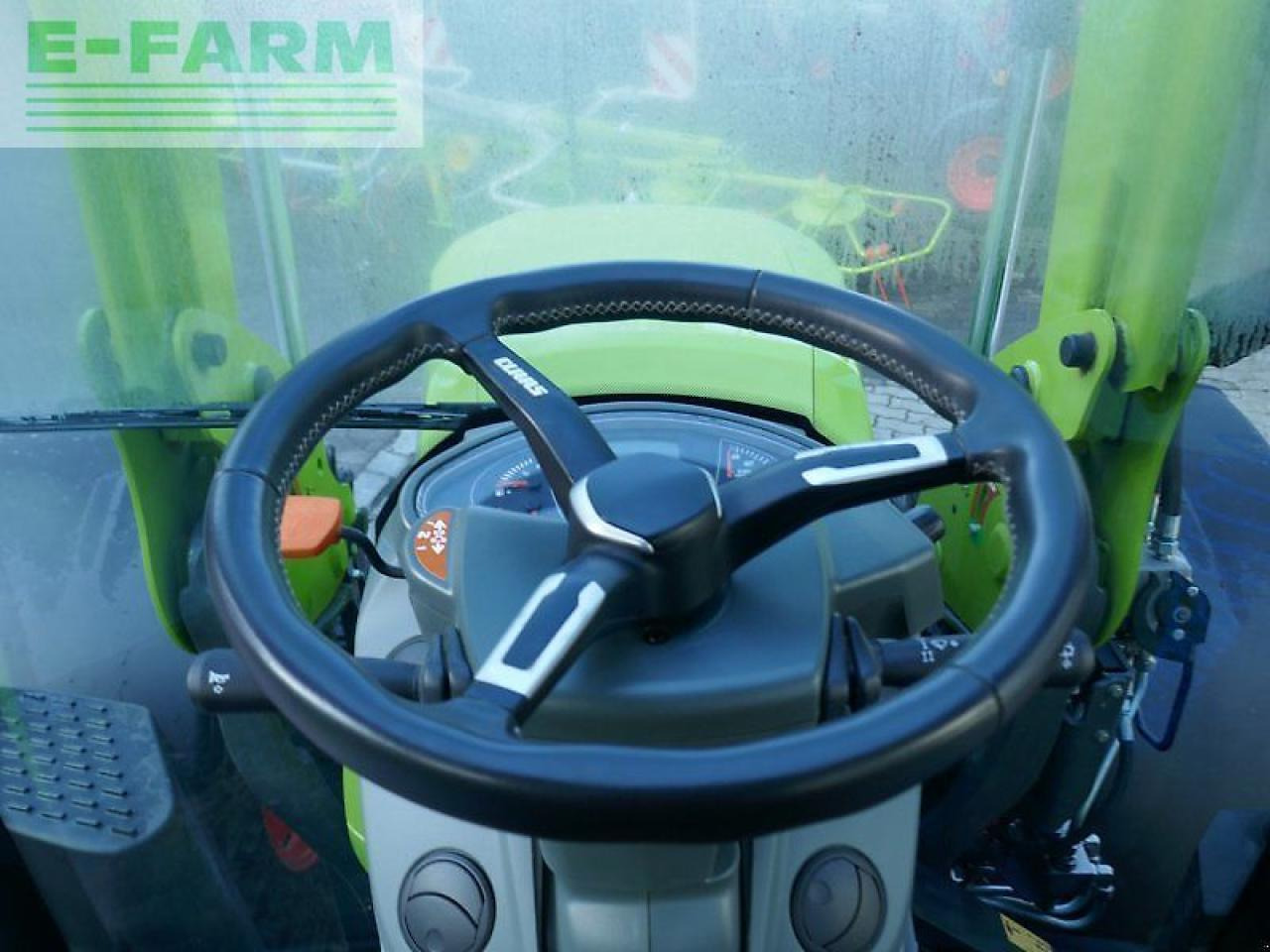 Tractor CLAAS arion 470 cis
