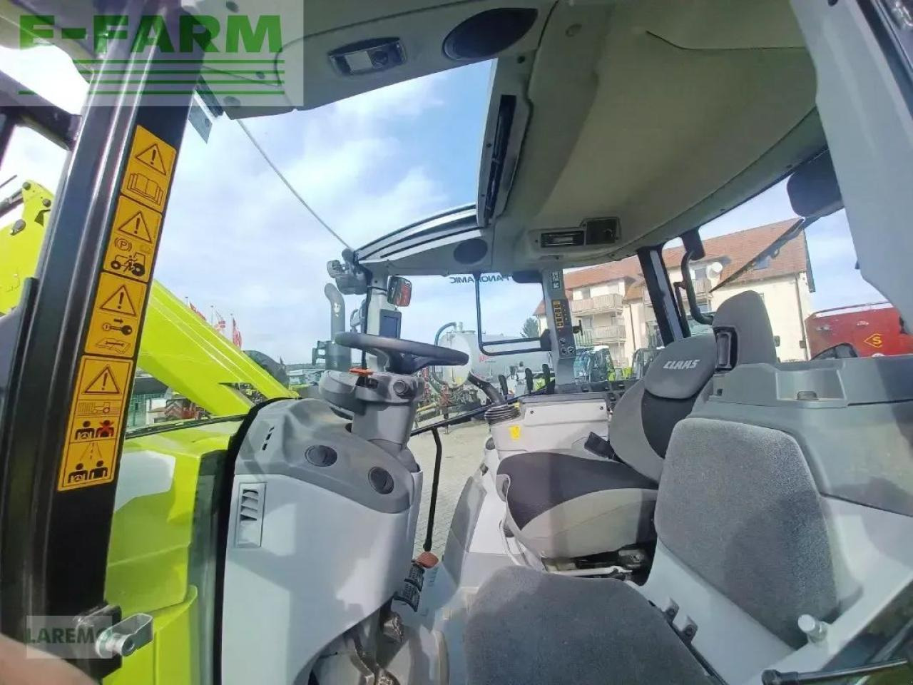 Tractor CLAAS arion 470 cis mit fl 120 c