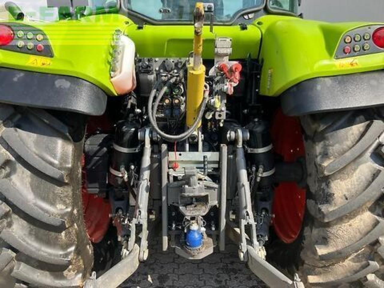 Tractor CLAAS arion 470 stage v