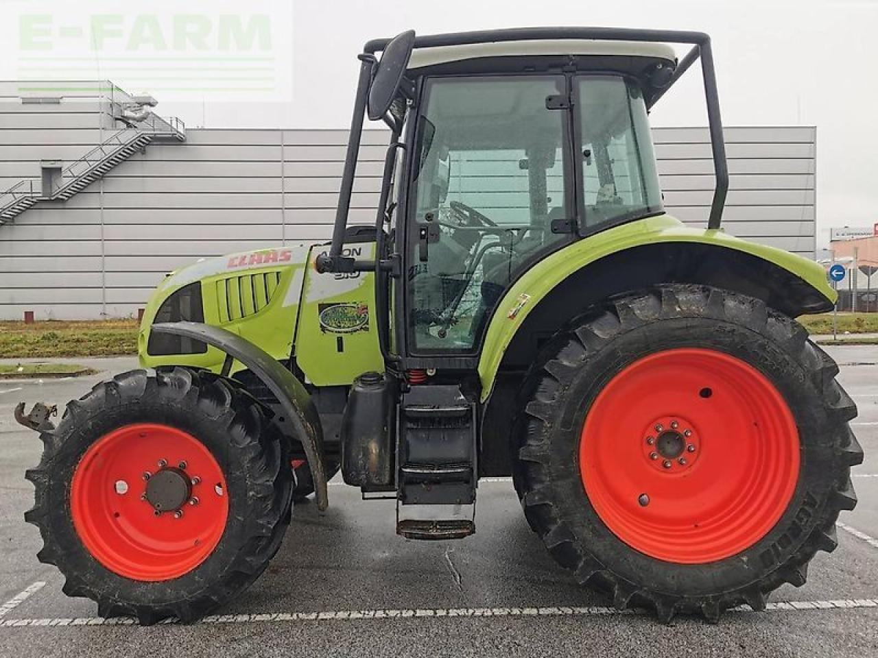 Tractor CLAAS arion 510