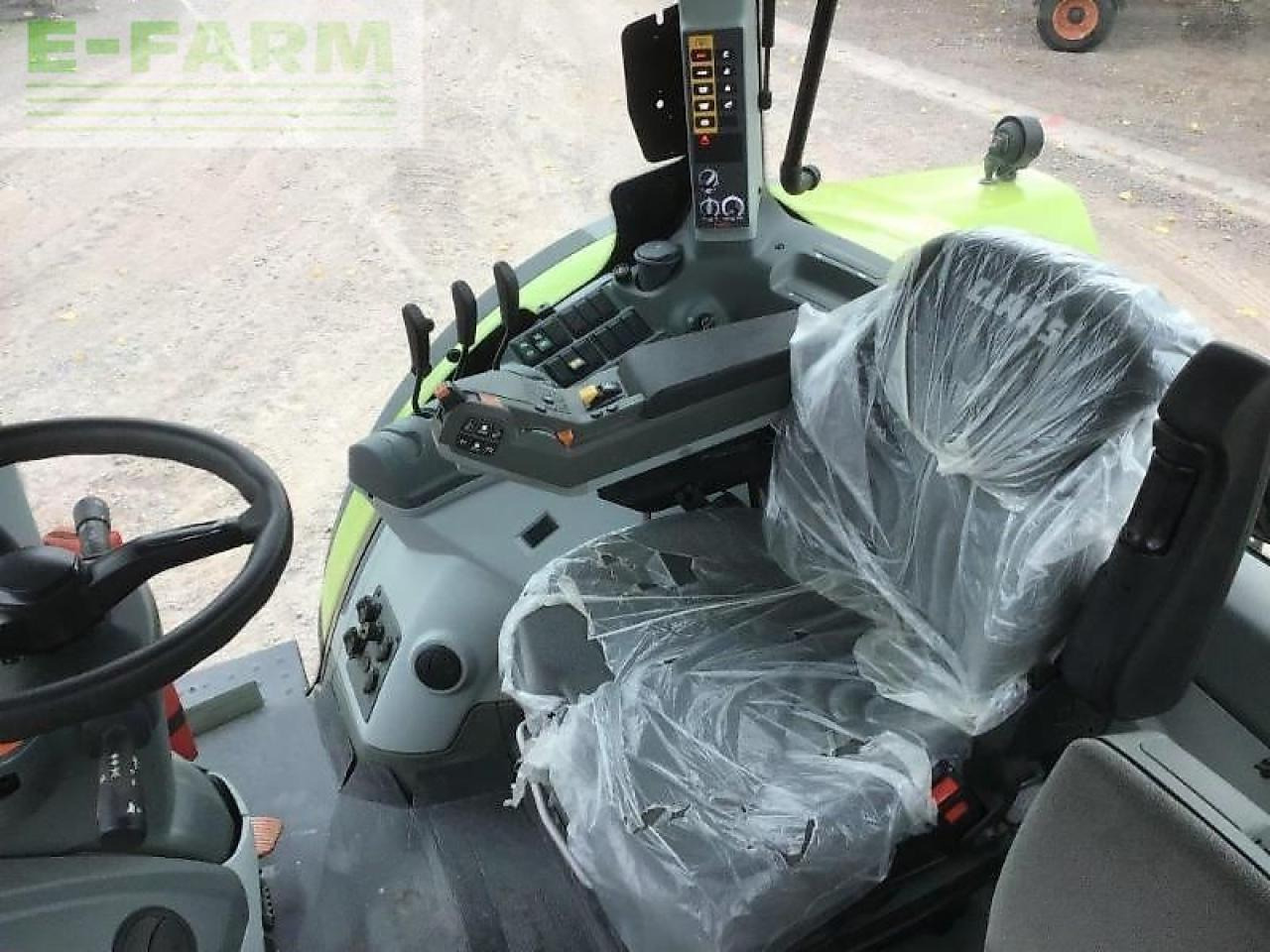 Tractor CLAAS arion 510