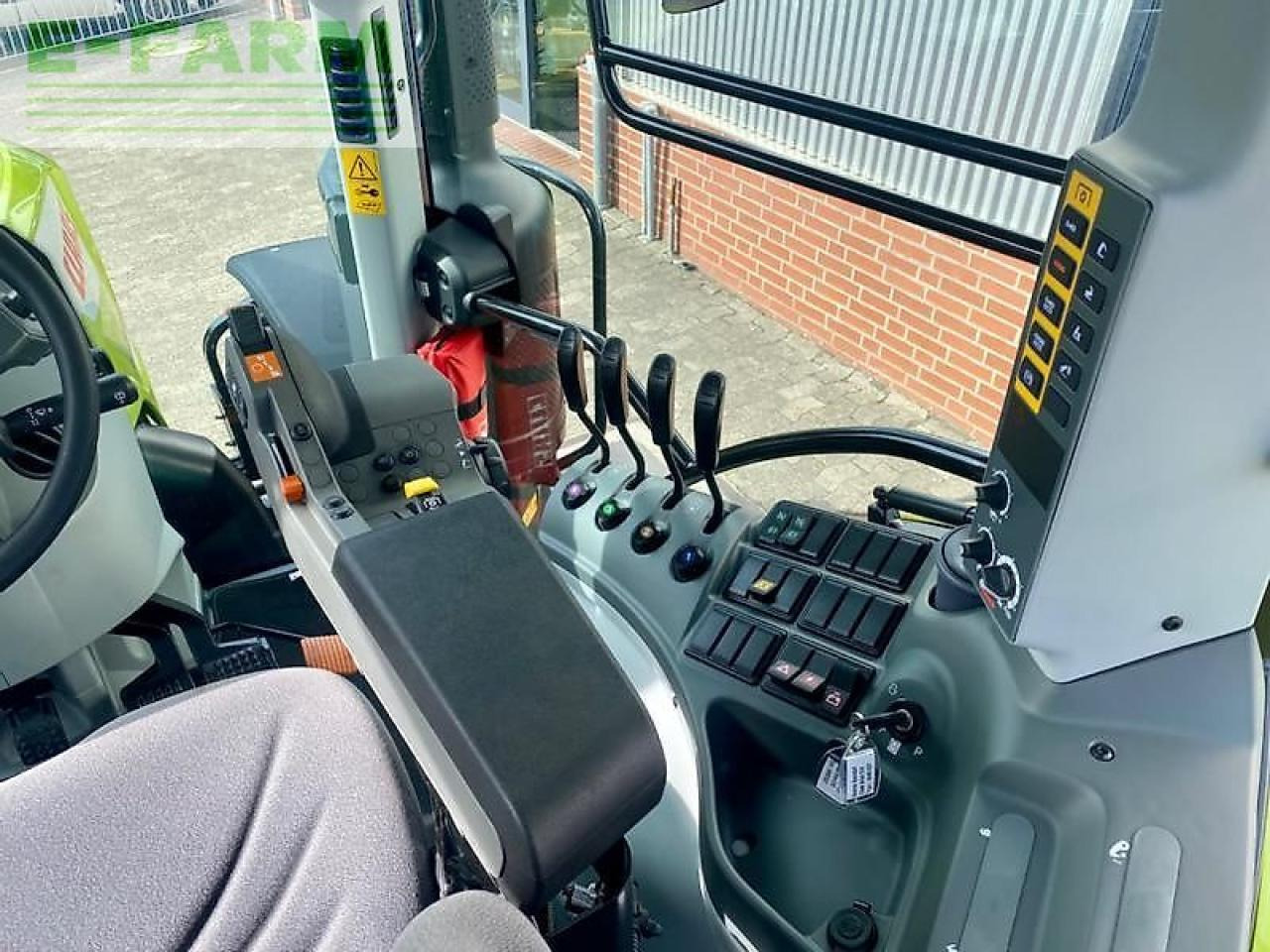 Tractor CLAAS arion 510 cis, fh mit schwingungstilgung, klima, dl CIS