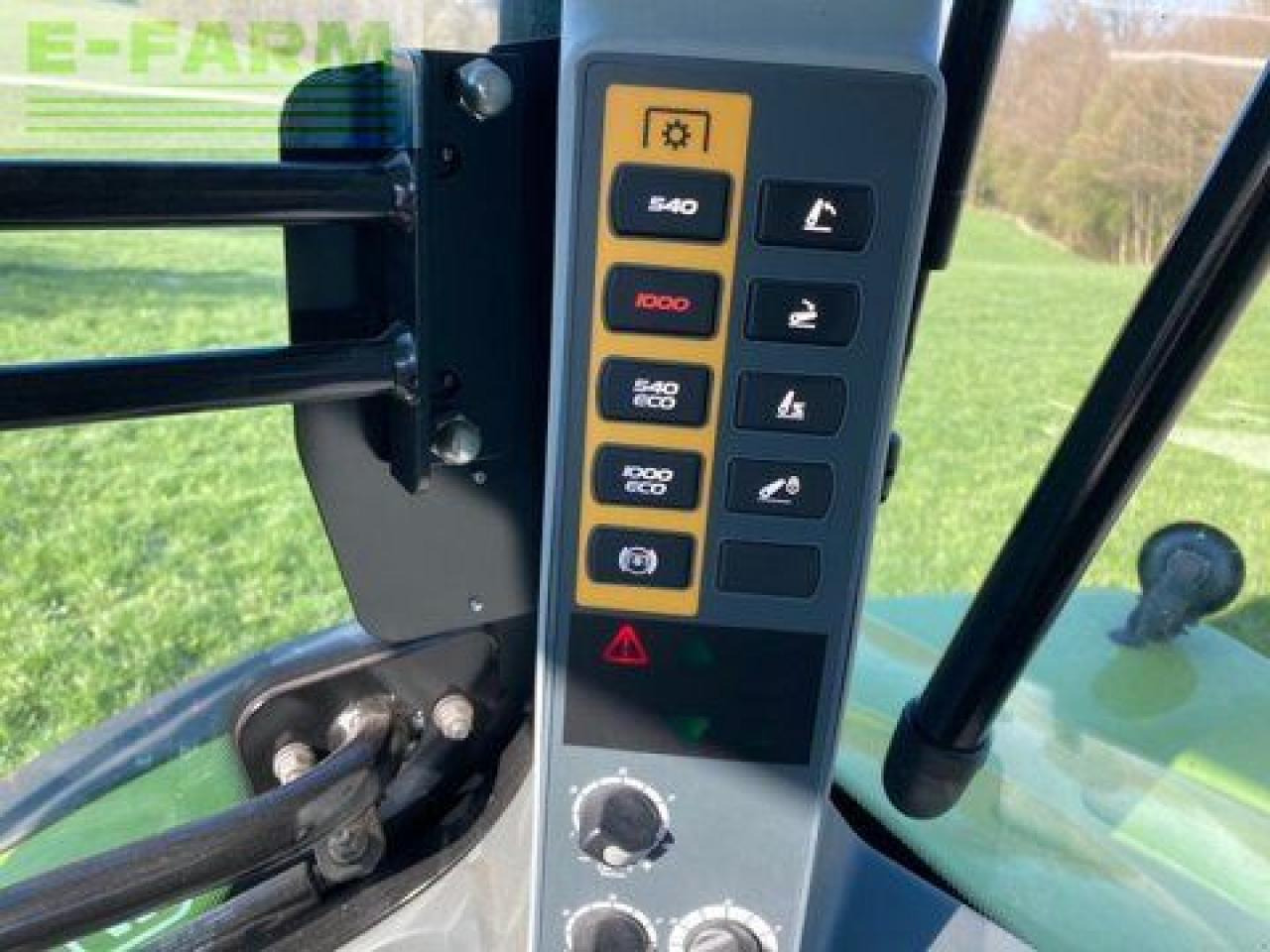 Tractor CLAAS arion 510 cmatic cis+ CMATIC CIS+