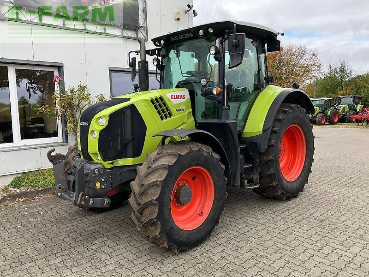 Tractor CLAAS arion 510 hexashift cis HEXASHIFT CIS