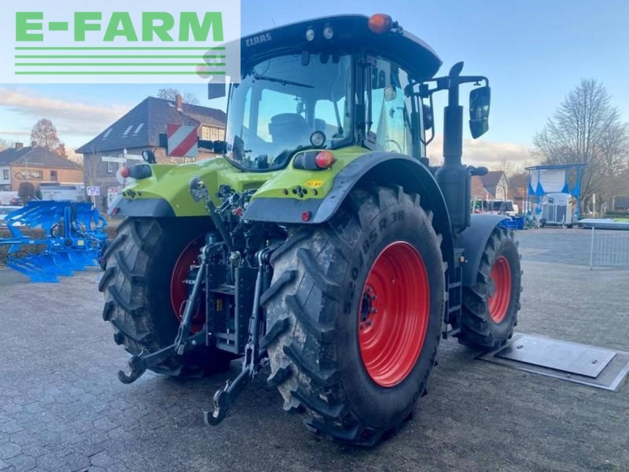 Tractor CLAAS arion 510 mit gps ready + fkh + fzw