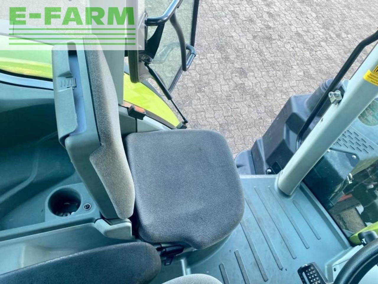 Tractor CLAAS arion 510 mit gps ready + fkh + fzw