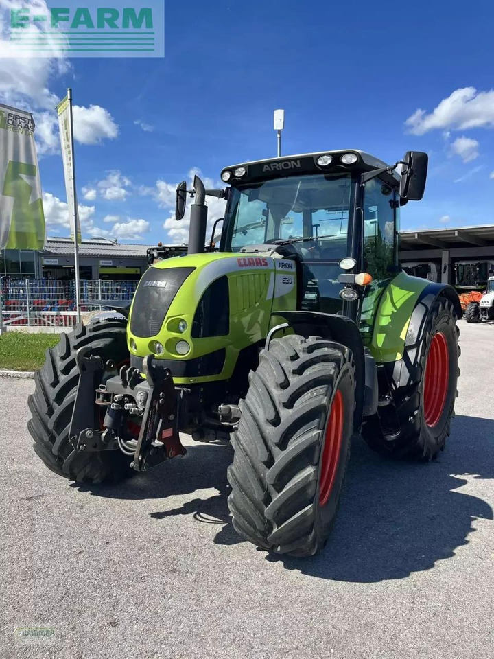 Tractor CLAAS arion 520