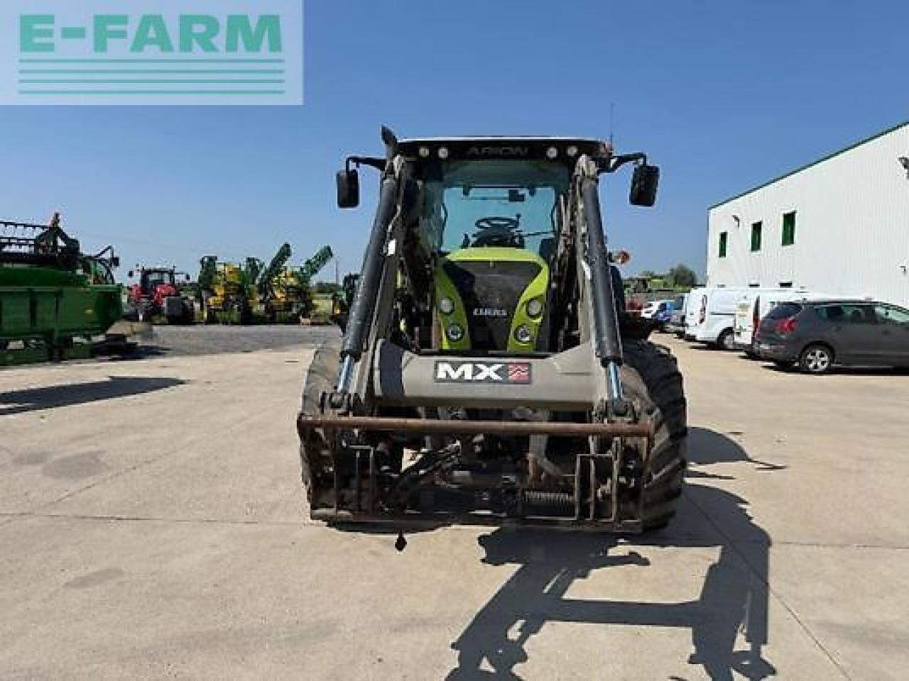 Tractor CLAAS arion 520