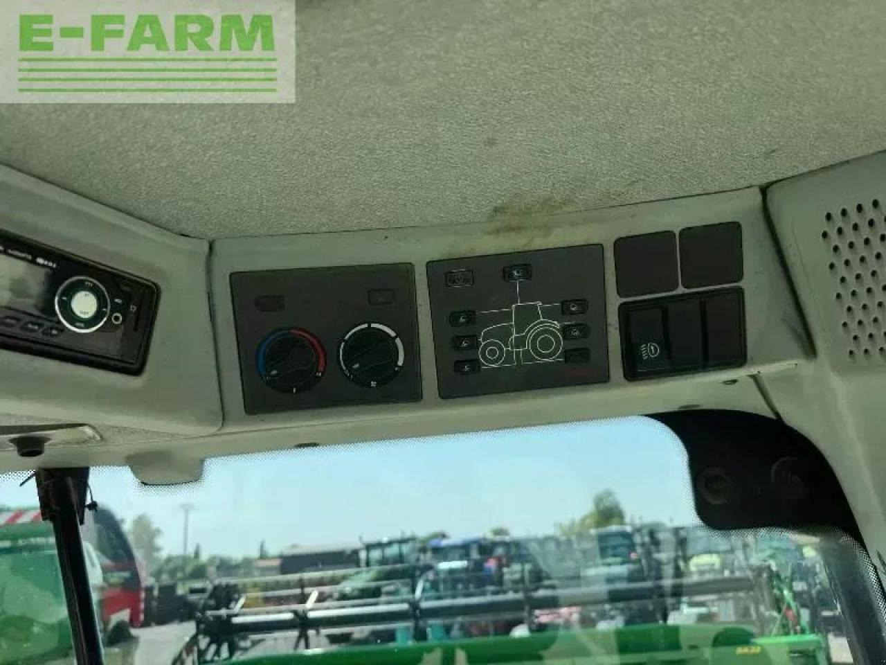 Tractor CLAAS arion 520