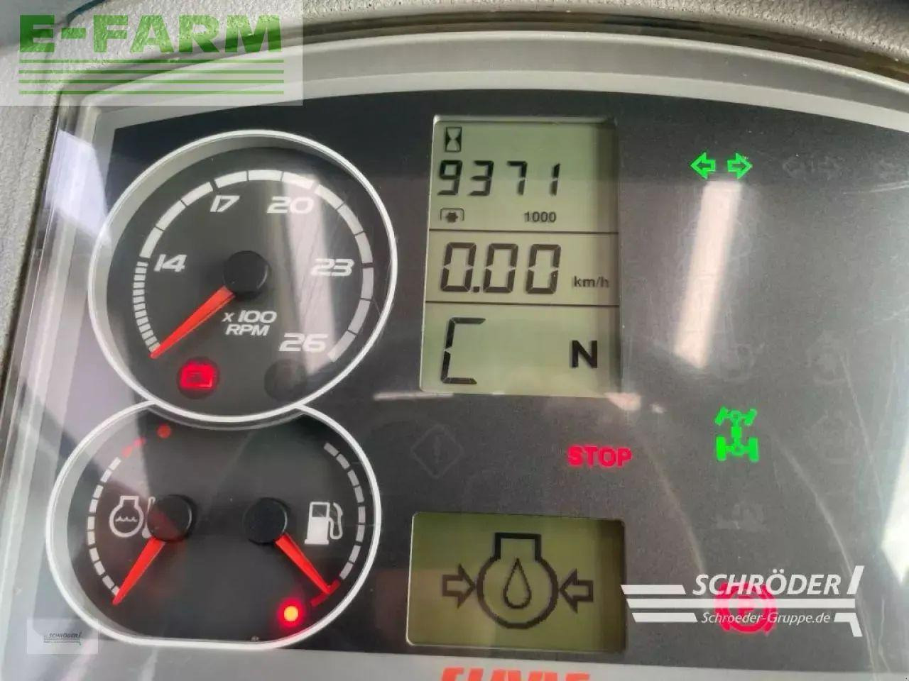 Tractor CLAAS arion 520 cebis