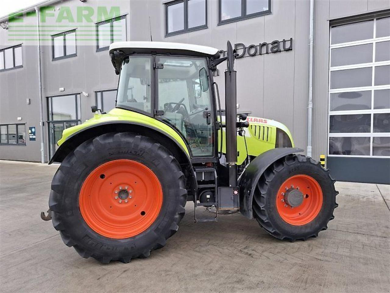 Tractor CLAAS arion 520 cis