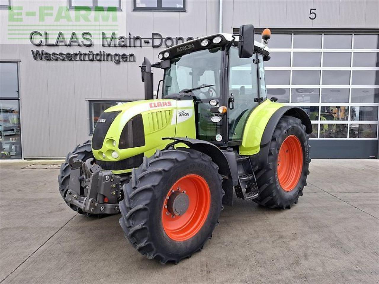 Tractor CLAAS arion 520 cis