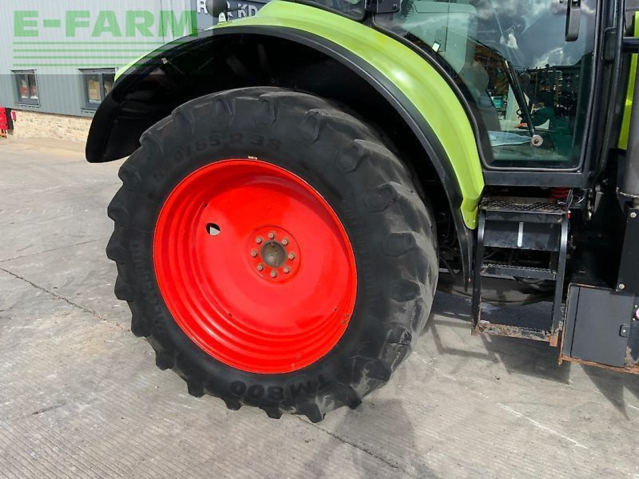 Tractor CLAAS arion 520 tractor (st23446)