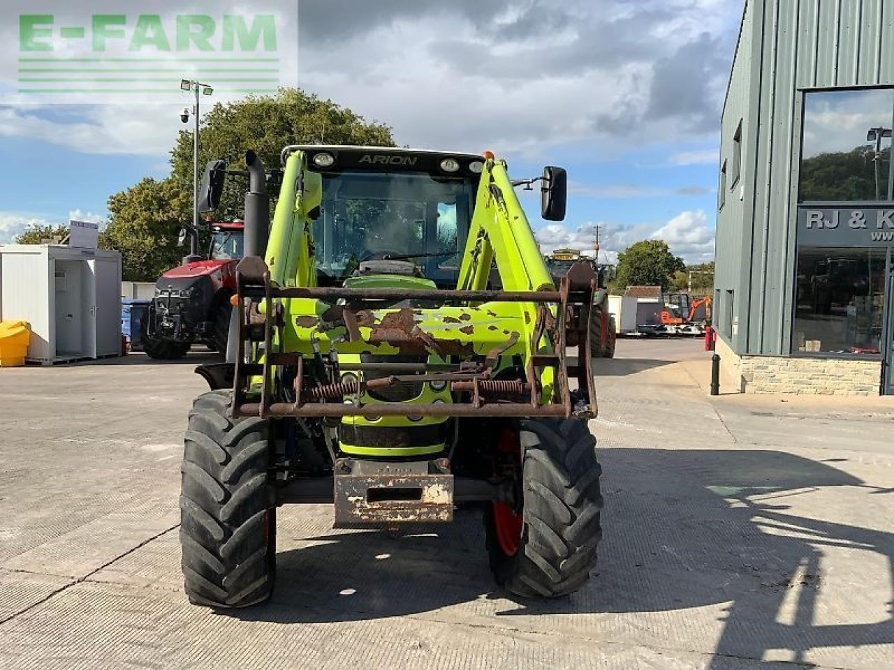Tractor CLAAS arion 520 tractor (st23446)