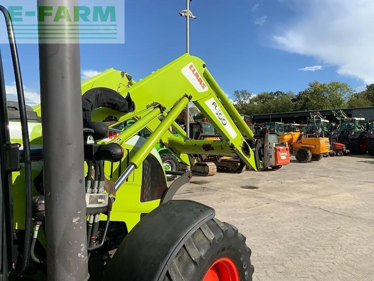 Tractor CLAAS arion 520 tractor (st23446)