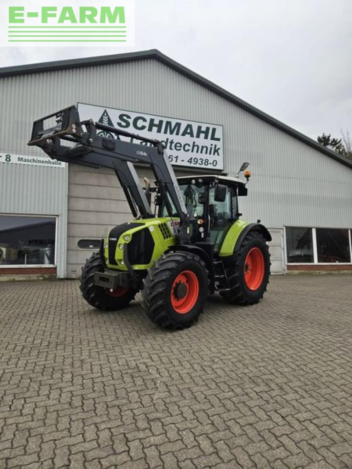 Tractor CLAAS arion 530