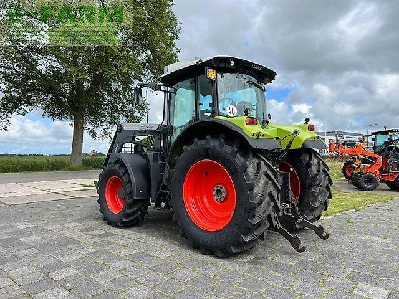 Tractor CLAAS arion 530 cis CIS