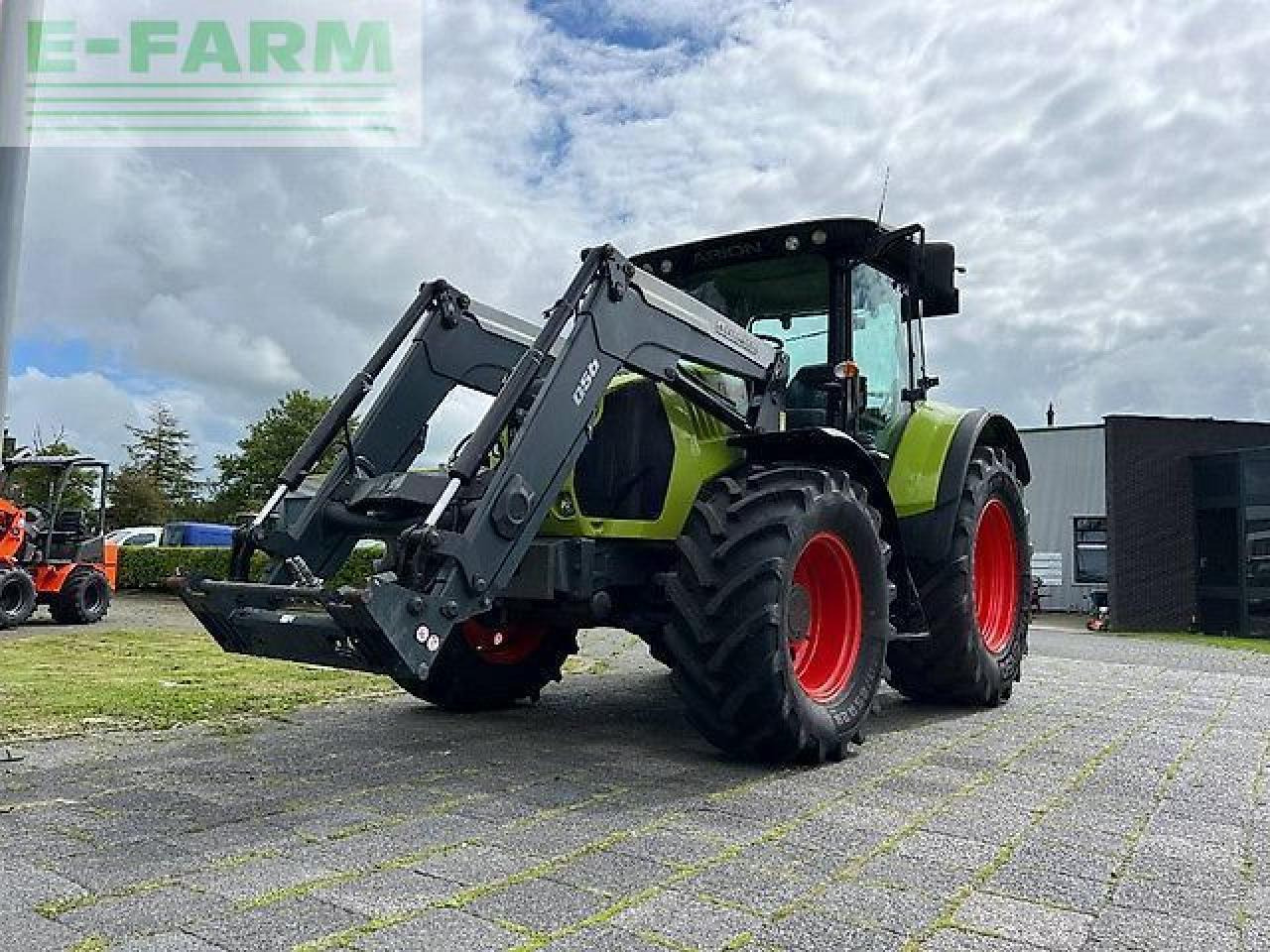 Tractor CLAAS arion 530 cis CIS