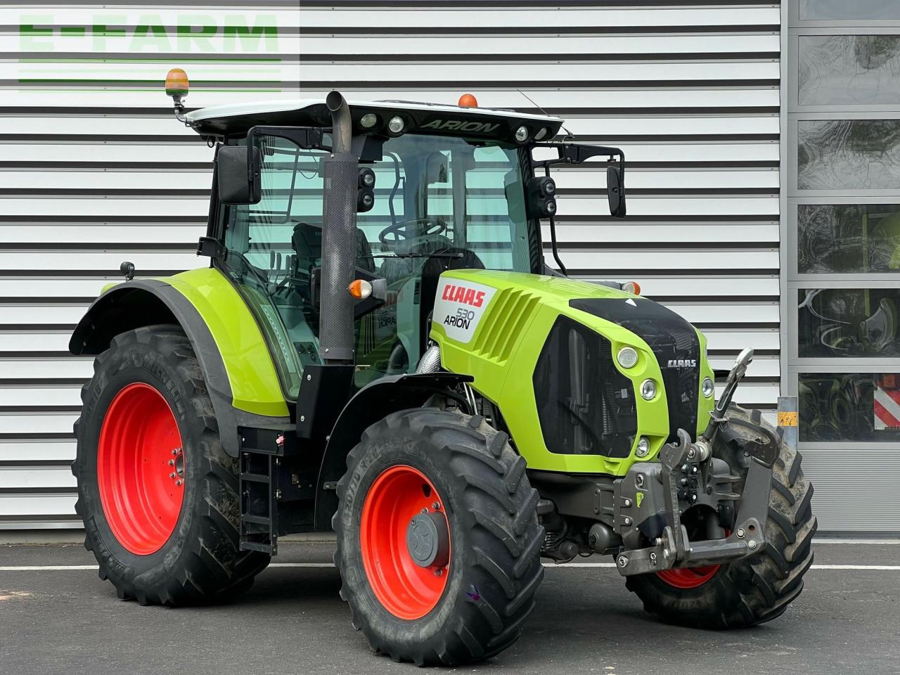 Tractor CLAAS arion 530 cis CIS