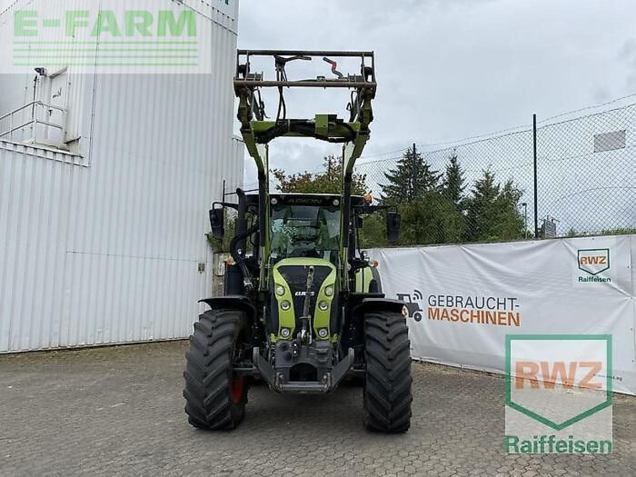 Tractor CLAAS arion 530 cis CIS