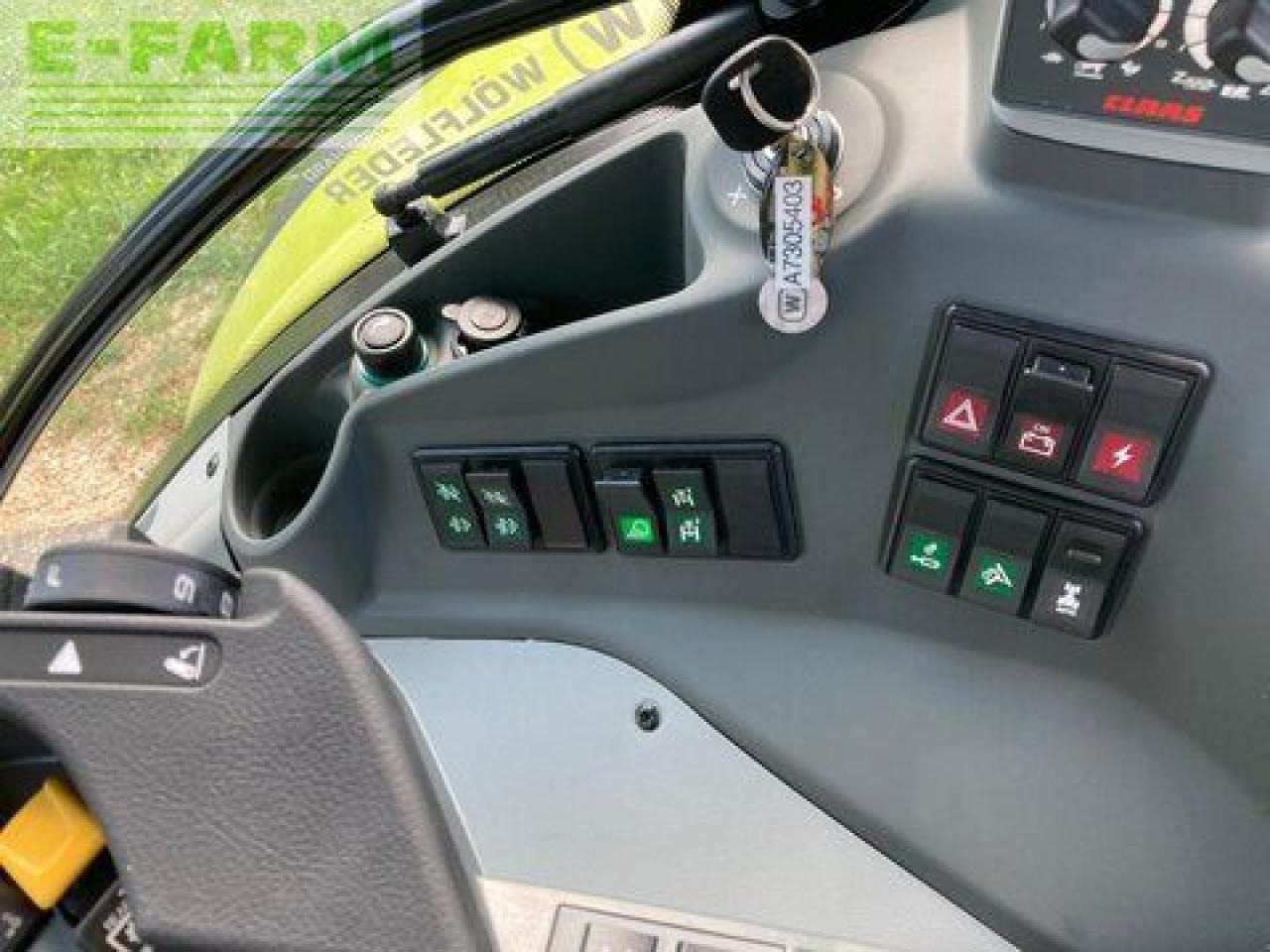 Tractor CLAAS arion 530 cmatic