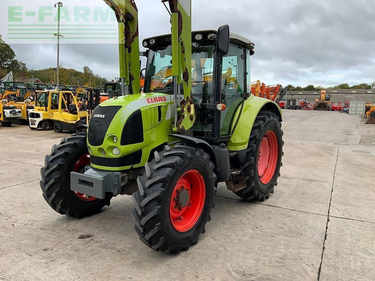 Tractor CLAAS arion 530 tractor (st24310)