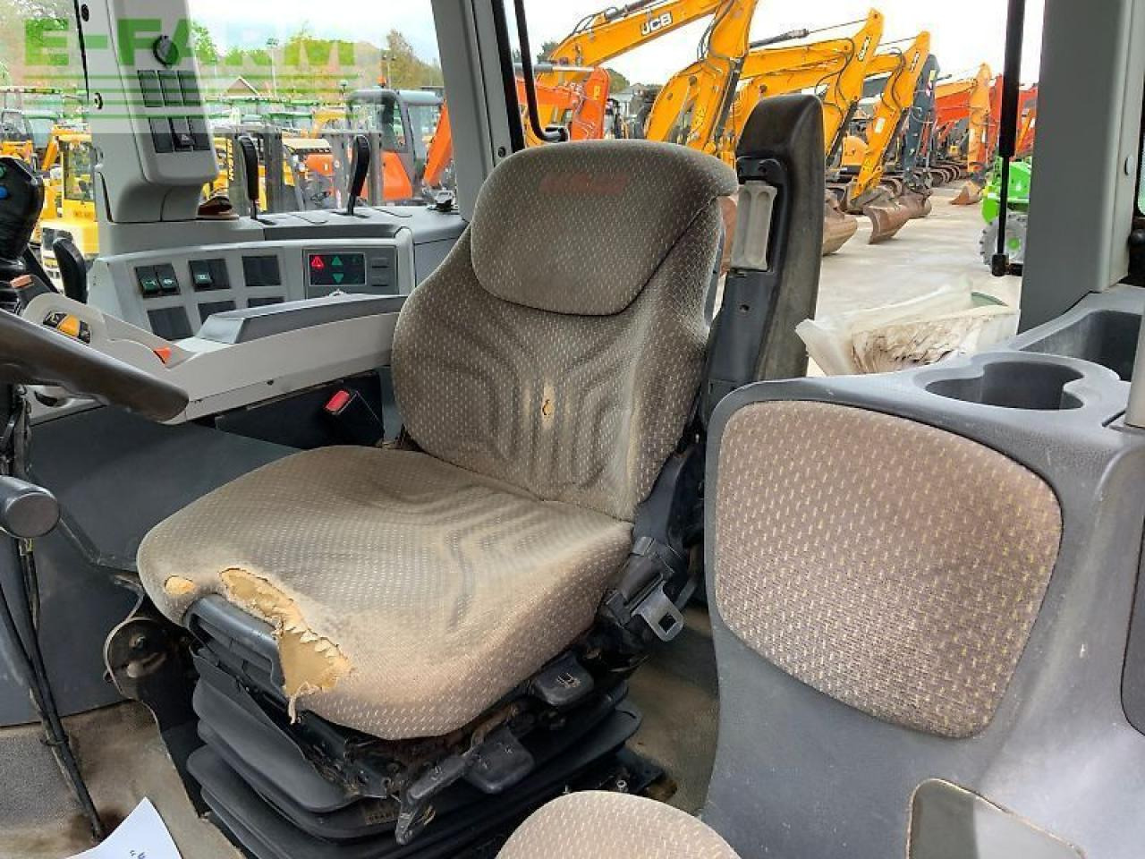 Tractor CLAAS arion 530 tractor (st24310)