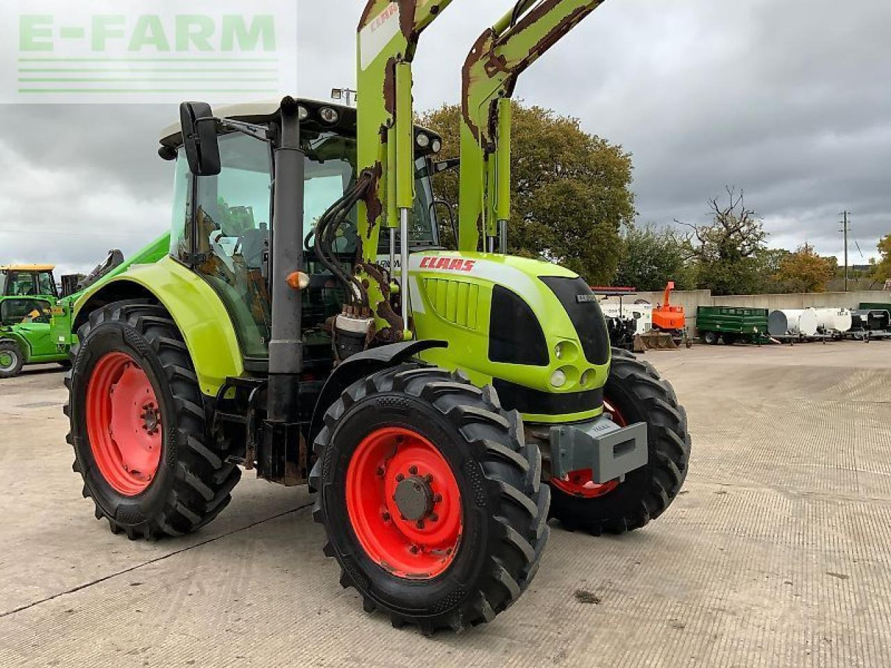 Tractor CLAAS arion 530 tractor (st24310)