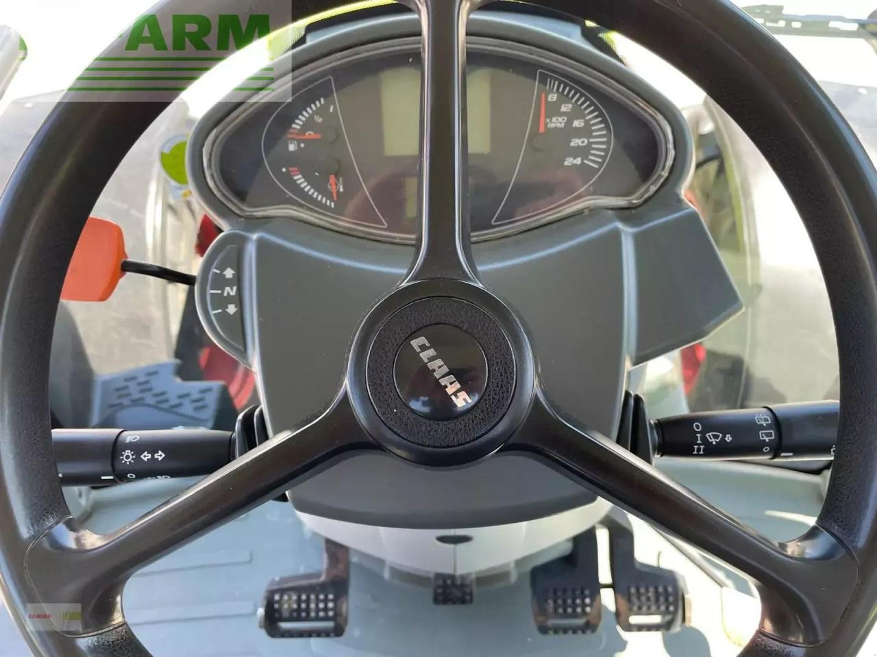 Tractor CLAAS arion 540 cebis