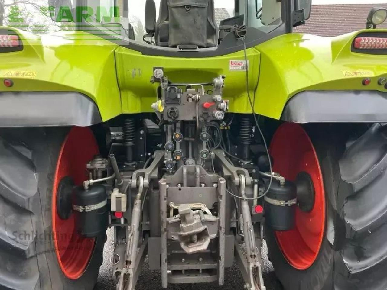 Tractor CLAAS arion 550