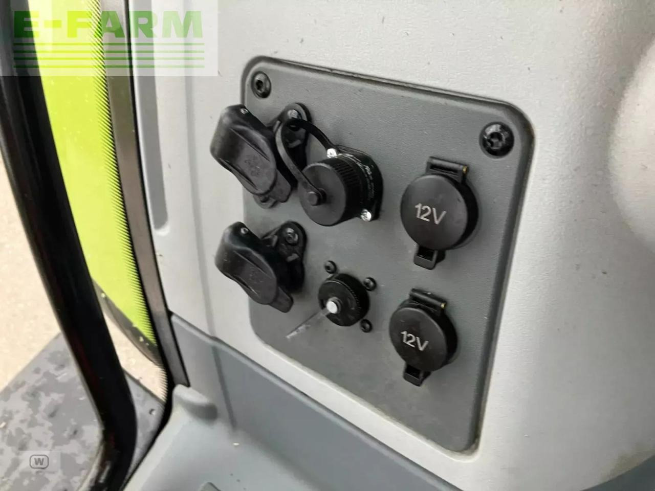 Tractor CLAAS arion 550 cebis CEBIS