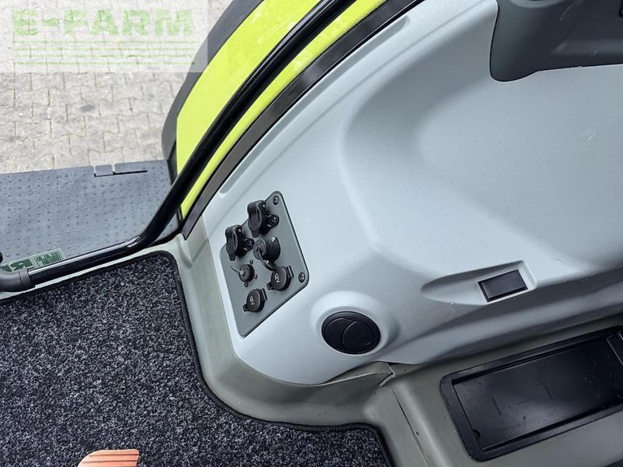 Tractor CLAAS arion 550 cebis hexashift a34 HEXASHIFT CEBIS