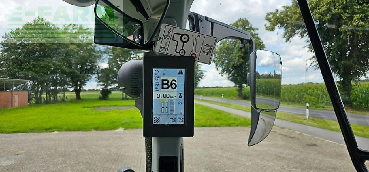 Tractor CLAAS arion 550 cis CIS