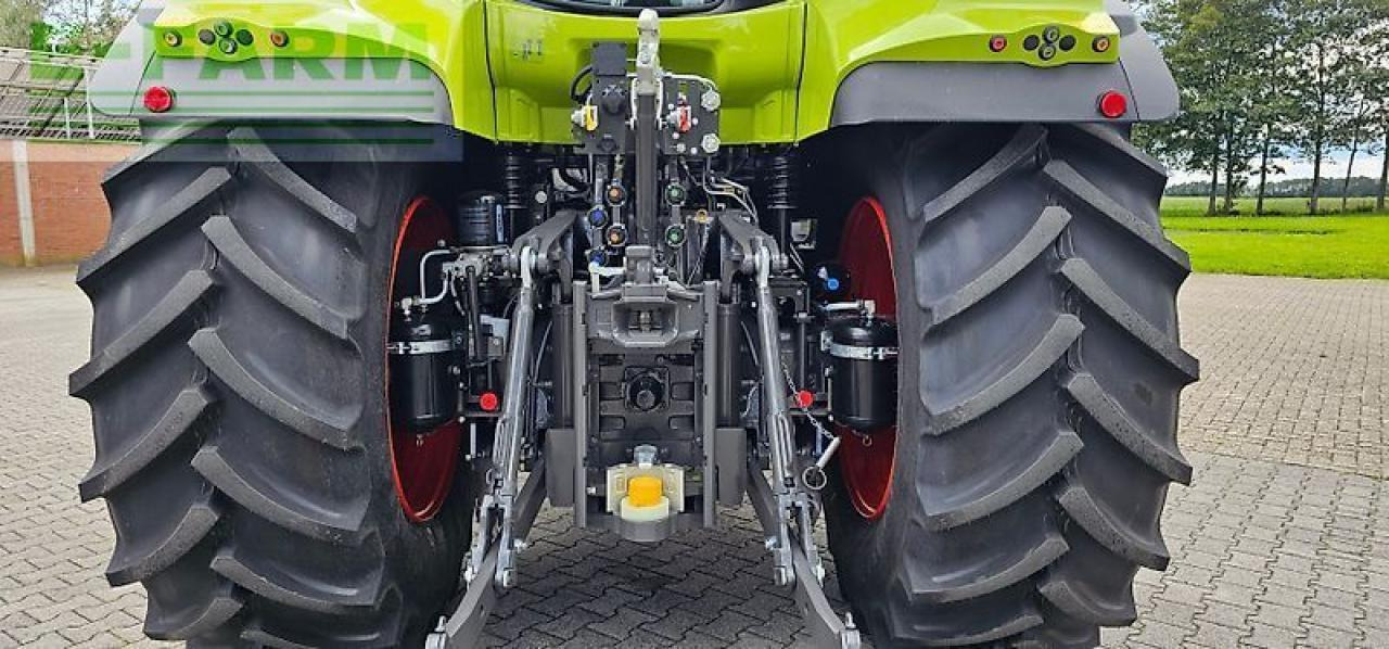 Tractor CLAAS arion 550 cis CIS