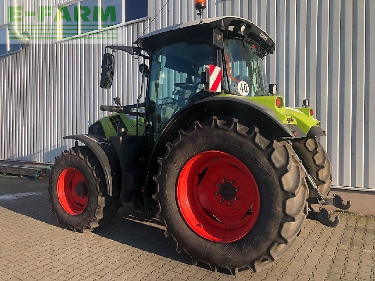 Tractor CLAAS arion 550 cm cis+