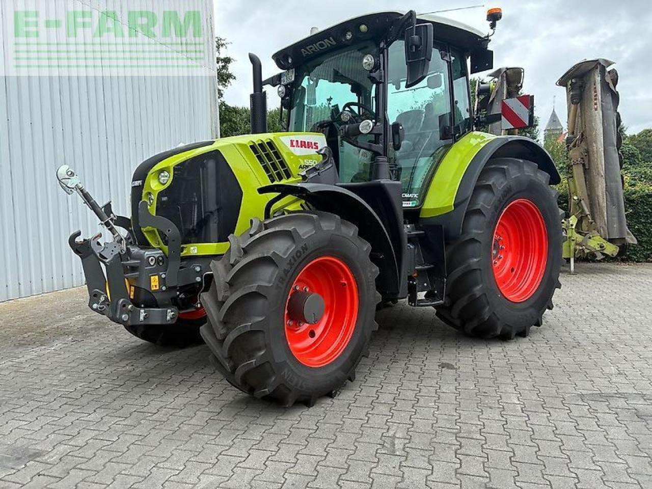 Tractor CLAAS arion 550 cmatic