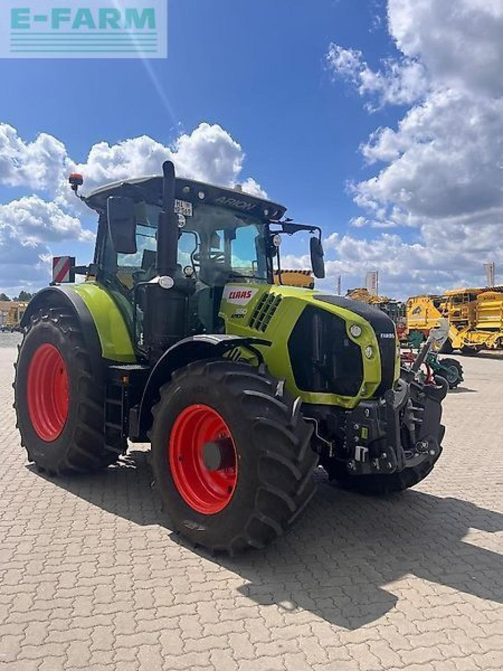 Tractor CLAAS arion 550 cmatic