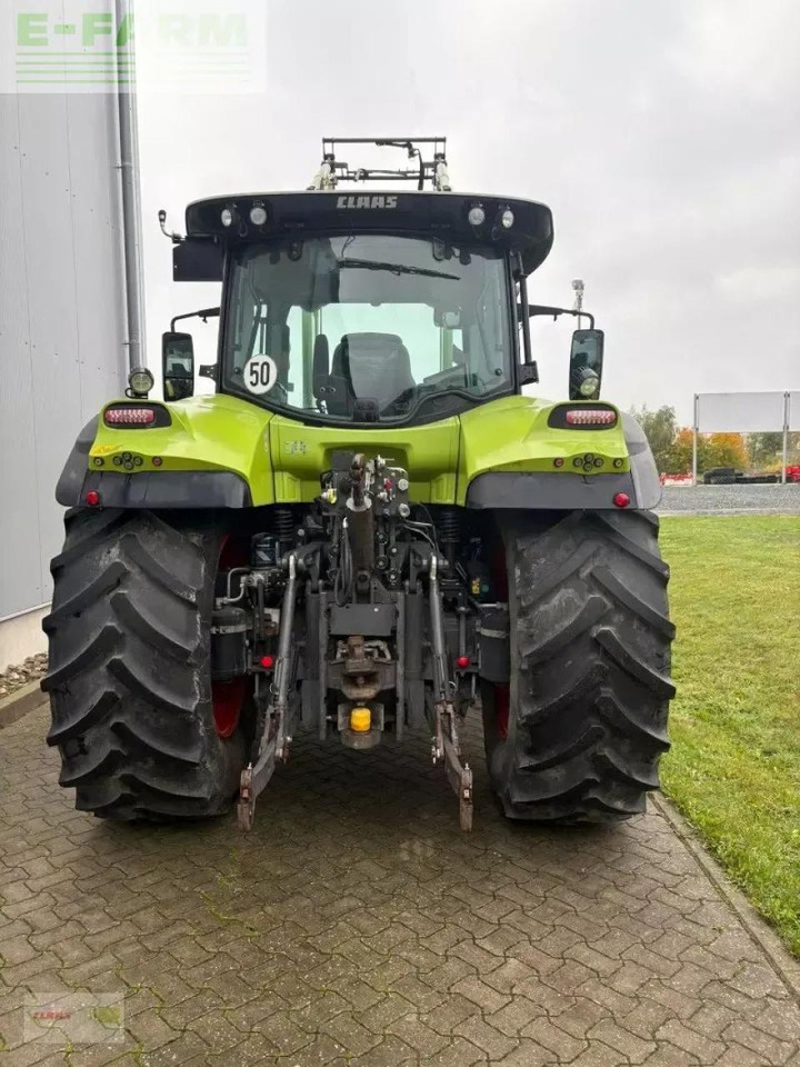 Tractor CLAAS arion 550 cmatic