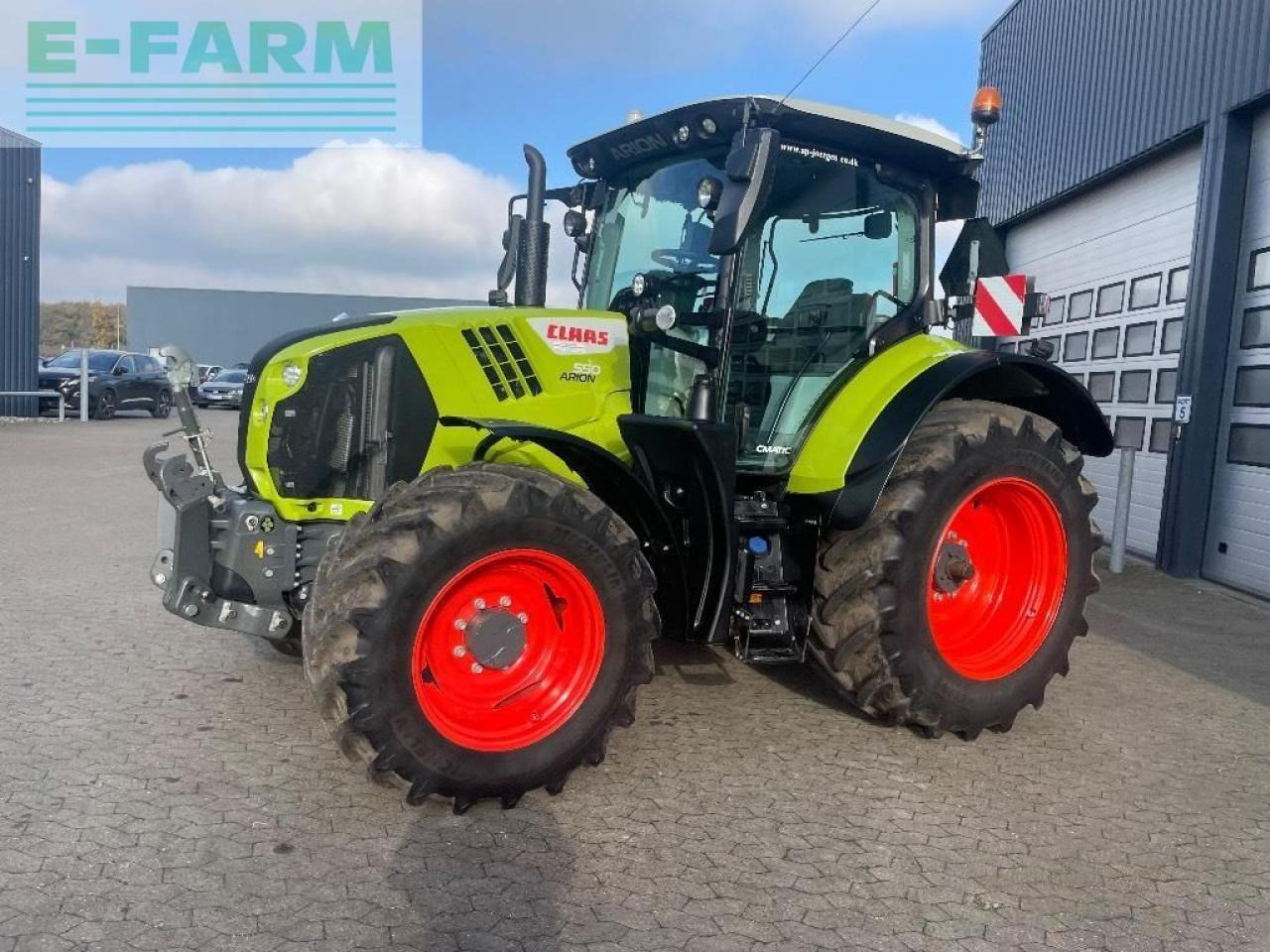 Tractor CLAAS arion 550 cmatic CMATIC