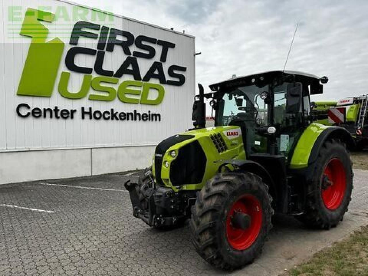 Tractor CLAAS arion 550 cmatic CMATIC