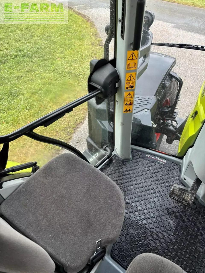 Tractor CLAAS arion 550 cmatic CMATIC