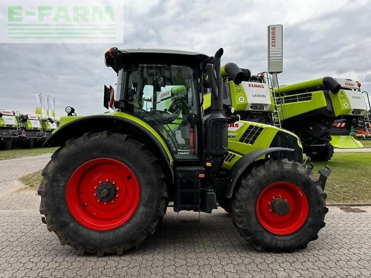 Tractor CLAAS arion 550 cmatic CMATIC