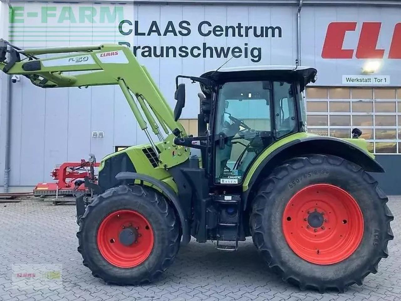 Tractor CLAAS arion 550 cmatic CMATIC