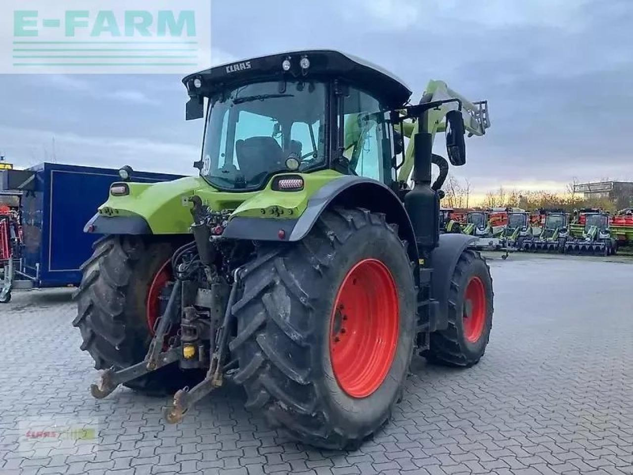 Tractor CLAAS arion 550 cmatic CMATIC