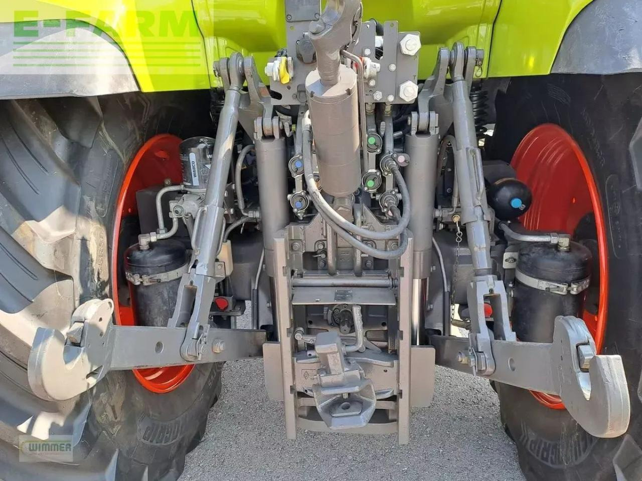 Tractor CLAAS arion 550 cmatic CMATIC