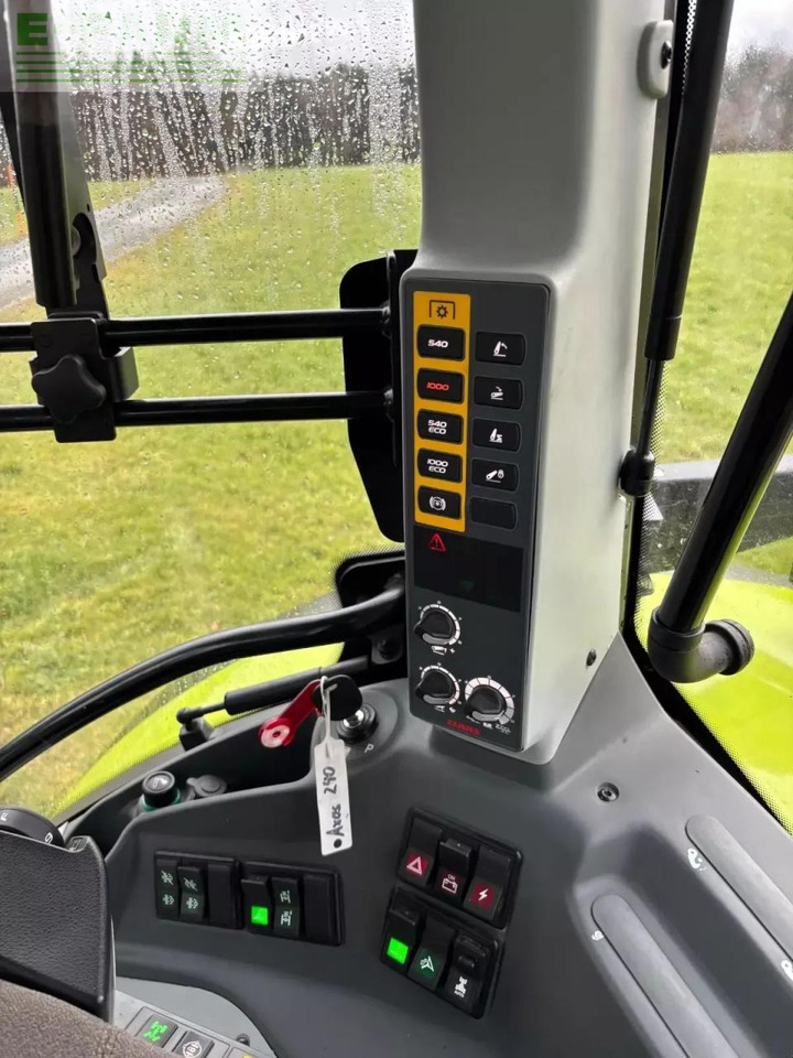 Tractor CLAAS arion 550 cmatic CMATIC